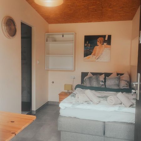 Noclegi - Pokoj Rowerowy W Dolinie Baryczy - Anielska Sielanka Milicz Extérieur photo